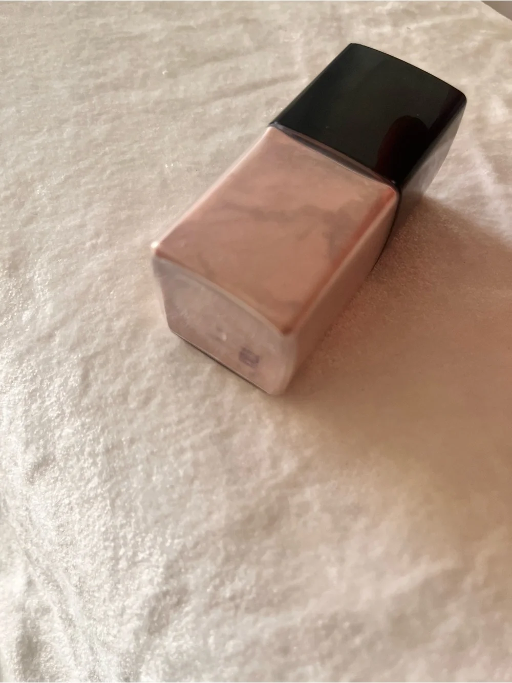 CHANEL Powderlights Rose Dusk Liquid Highlighter - Soft Pink Shimmer
